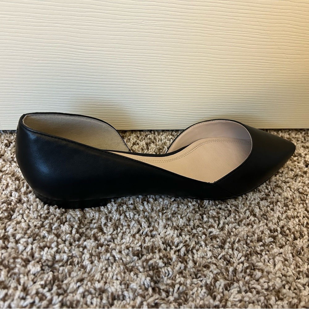 Perfect Marc Fisher barely worn work flats! - Picture 3 of 4